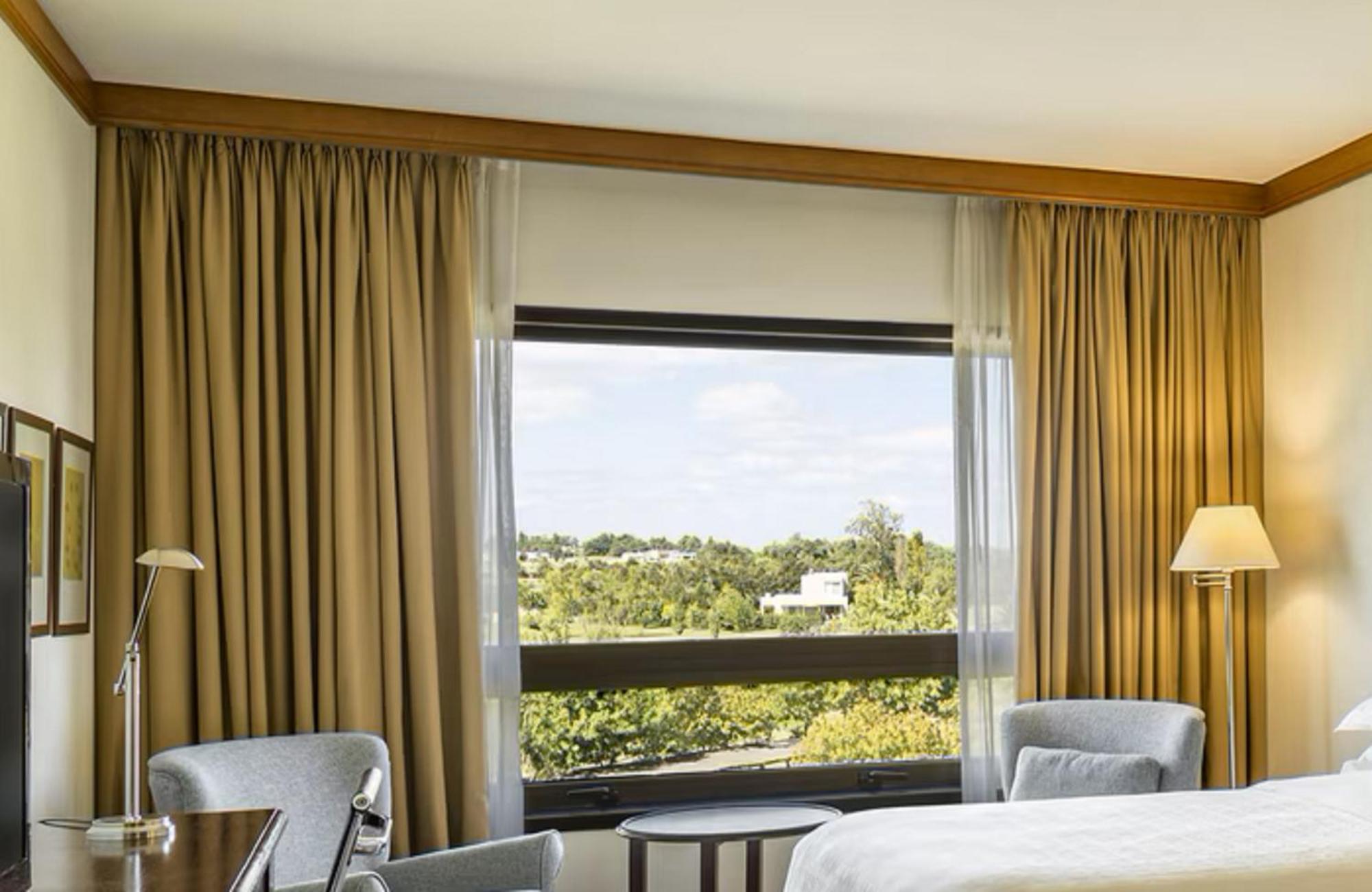 Sheraton Colonia Golf & Spa Resort Colonia del Sacramento Eksteriør billede Curtains
