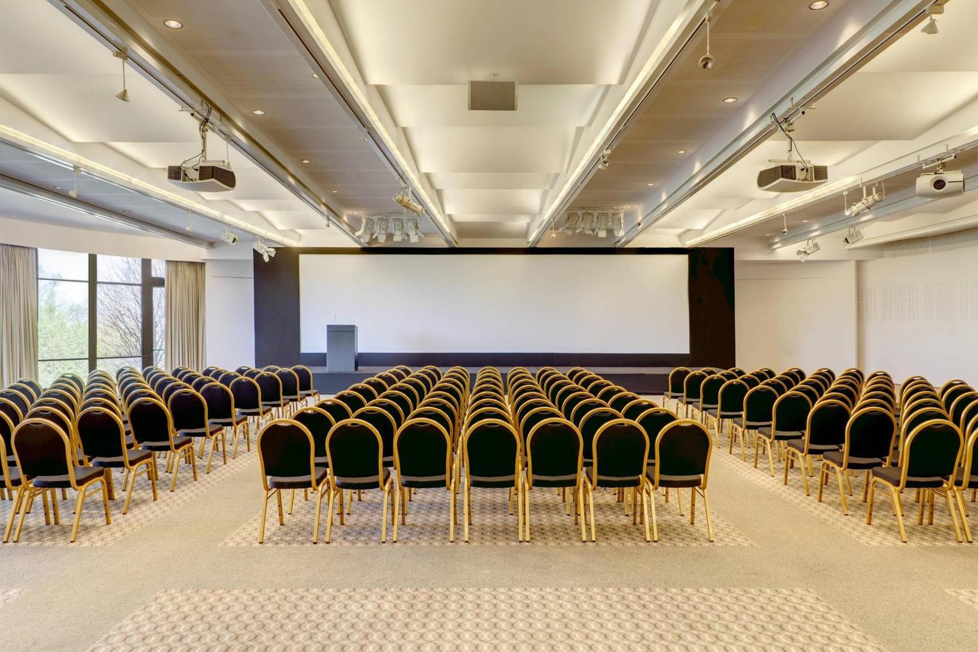 Sheraton Colonia Golf & Spa Resort Colonia del Sacramento Eksteriør billede The main conference room