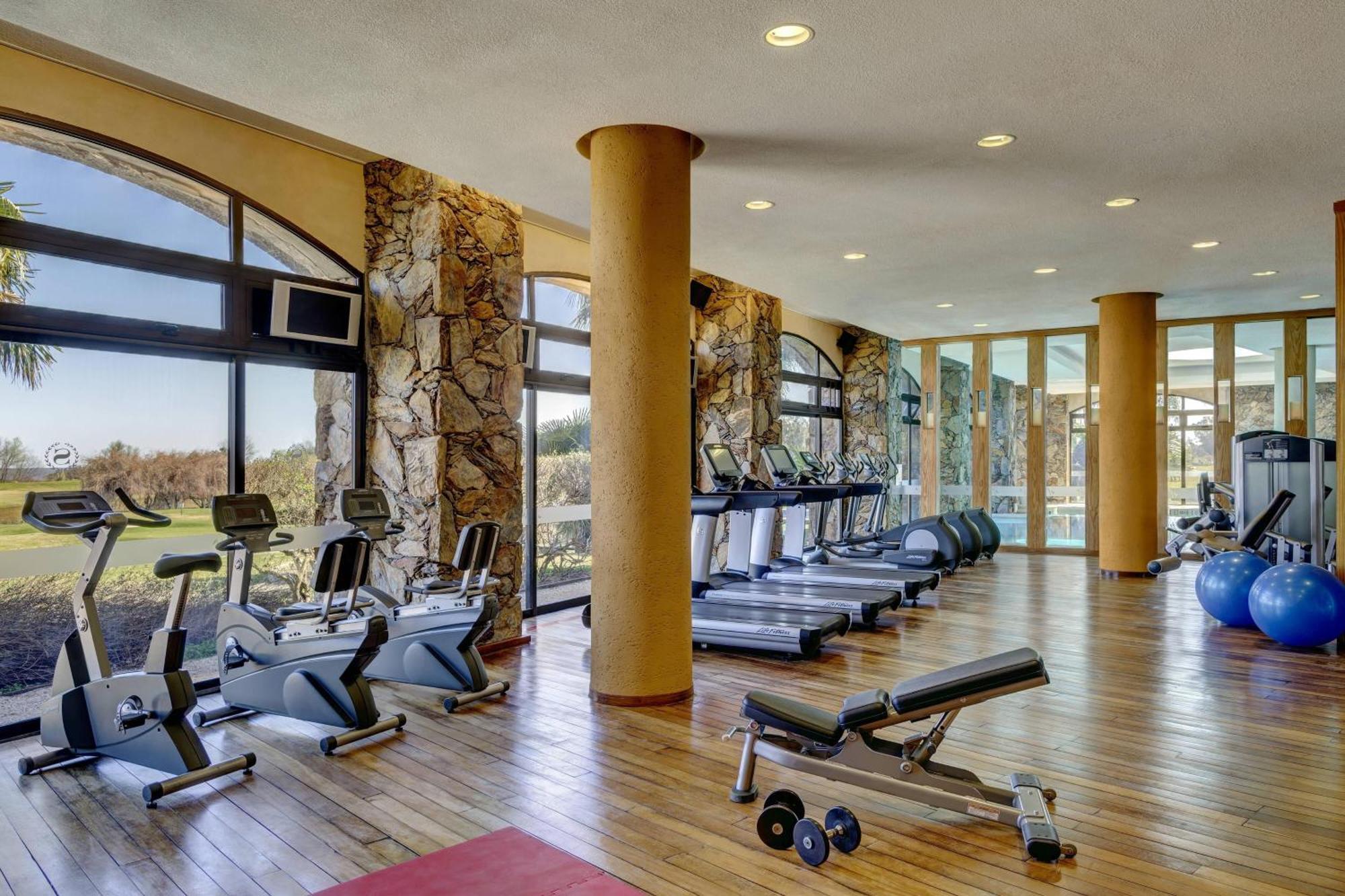Sheraton Colonia Golf & Spa Resort Colonia del Sacramento Eksteriør billede The gym at the hotel