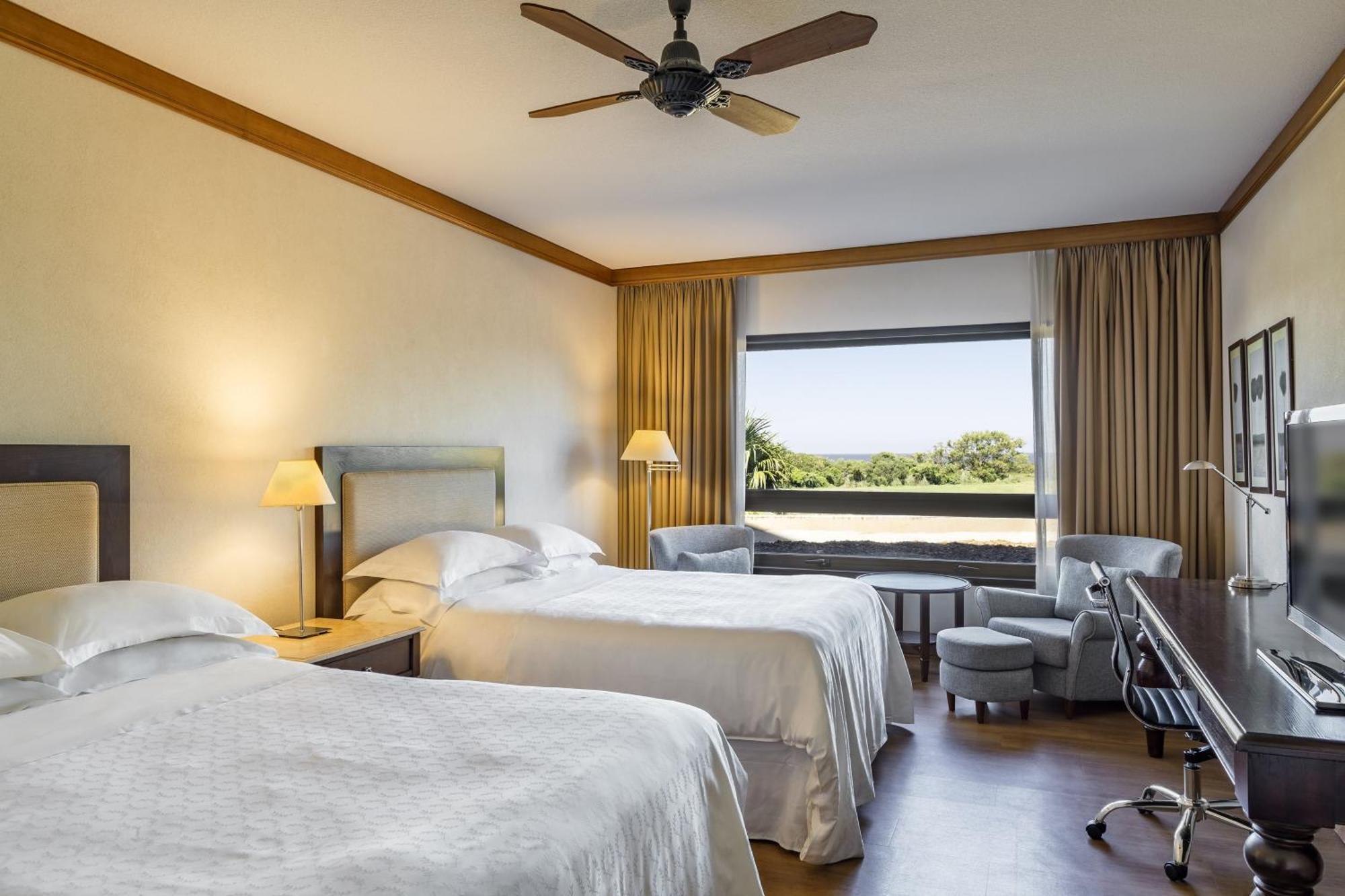 Sheraton Colonia Golf & Spa Resort Colonia del Sacramento Eksteriør billede A room at the hotel
